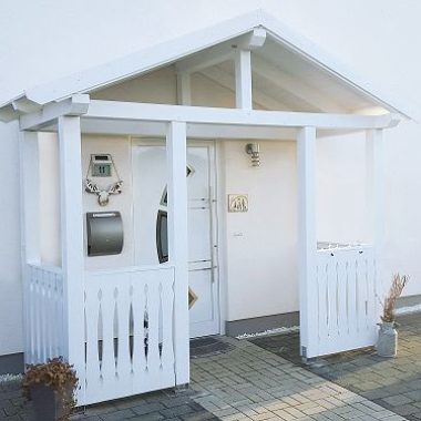 Front door pergola